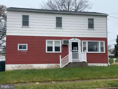 2801 Carnation Ave, Willow Grove, PA 19090