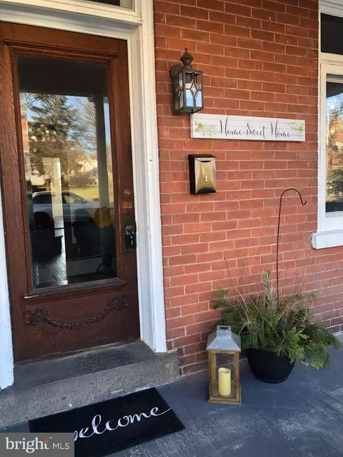 430 Jefferson St, East Greenville, PA 18041