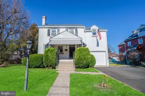 545 W Glenside Ave, Glenside, PA 19038