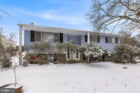2 Sandown Rd, Norristown, PA 19403