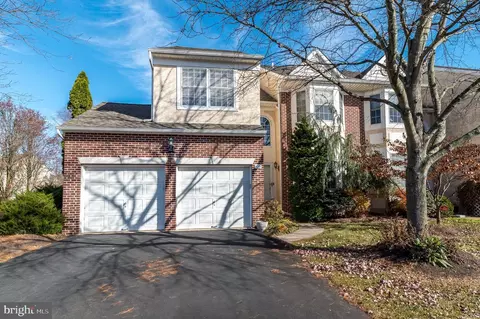 106 Chatham Ct, Ambler, PA 19002