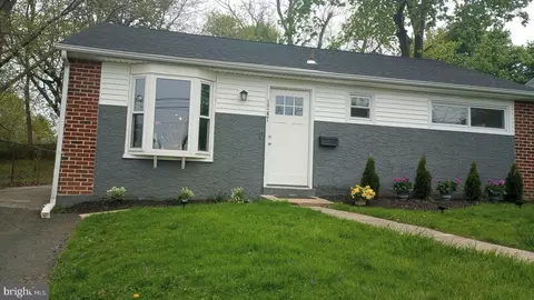 1747 Arnold Ave, Willow Grove, PA 19090