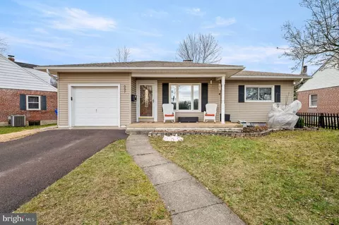 997 N Adams St, Pottstown, PA 19464