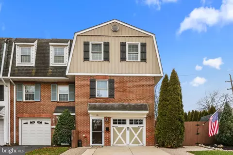 101 Sutcliffe Ln, Conshohocken, PA 19428