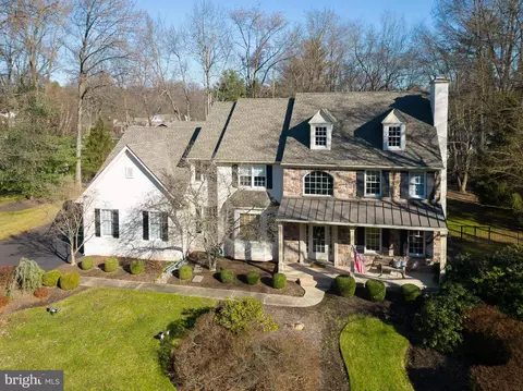 830 Wooded Pond Rd, Ambler, PA 19002