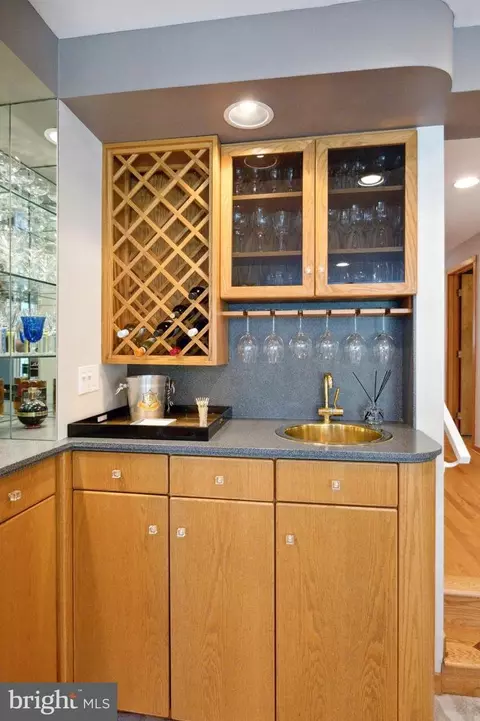 Kitchen - 909 Centennial Rd, Penn Valley, PA 19072 photo 4 of 5
