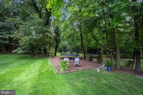 Exterior - 909 Centennial Rd, Penn Valley, PA 19072 photo 20 of 21