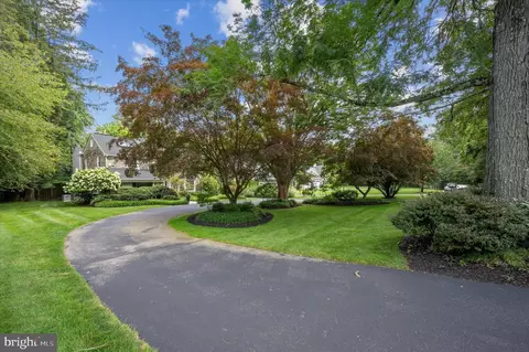Exterior - 909 Centennial Rd, Penn Valley, PA 19072 photo 6 of 21