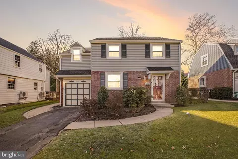 704 Brooke Rd, Glenside, PA 19038