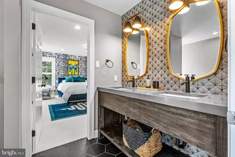 Bath - 1045 Whitegate Rd, Wayne, PA 19087 photo 9 of 15