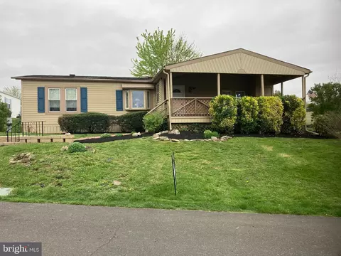 150 Springhouse Ct, North Wales, PA 19454