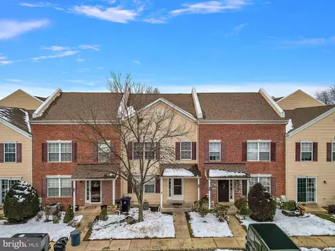 109 Westminster Ct, Harleysville, PA 19438