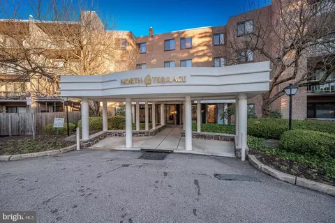 1655 Oakwood Dr #N302, Penn Valley, PA 19072