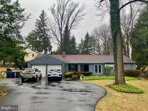 809 Moredon Rd, Jenkintown, PA 19046