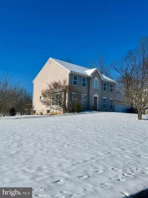 212 Star Dr, Gilbertsville, PA 19525