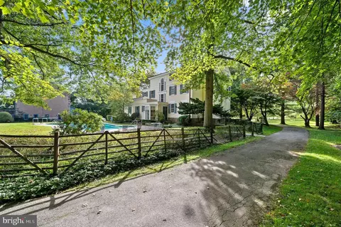 1520 Spring Mill Rd, Gladwyne, PA 19035
