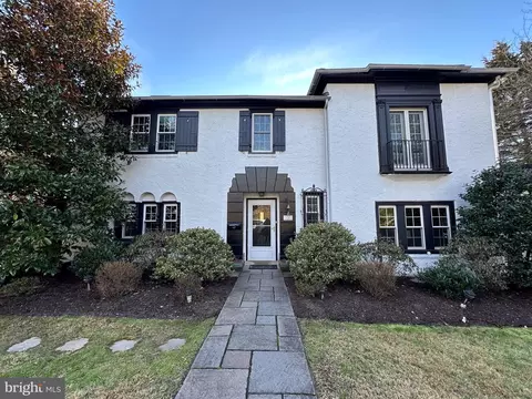 330 N Bowman Ave, Merion Station, PA 19066