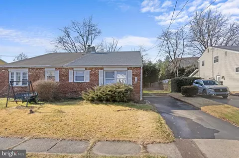 818 Cherry St, Lansdale, PA 19446