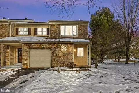 1517 Isaacs, Maple Glen, PA 19002