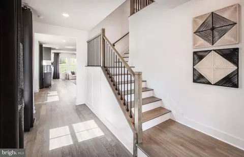 640 America Dr, Horsham, PA 19044