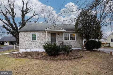 595 Buchert Rd, Gilbertsville, PA 19525