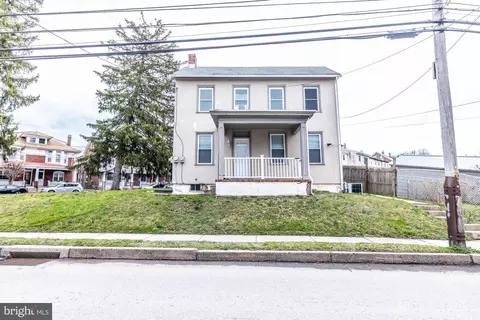 238 Manatawny St, Pottstown, PA 19464
