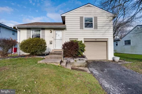 86 Pulaski St, Pottstown, PA 19464