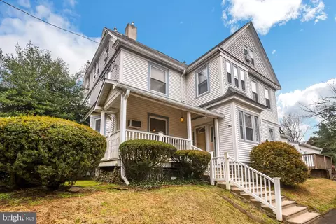 8219 Forrest Ave, Elkins Park, PA 19027