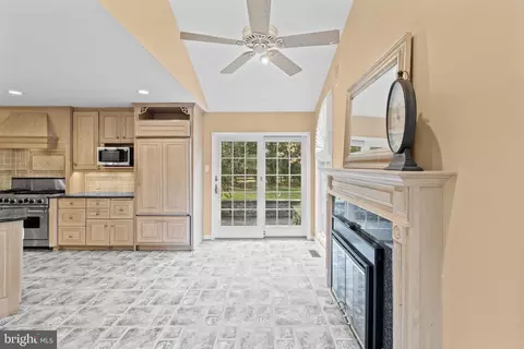 Living - 301 E Ormandy Pl, Ambler, PA 19002 photo 4 of 5