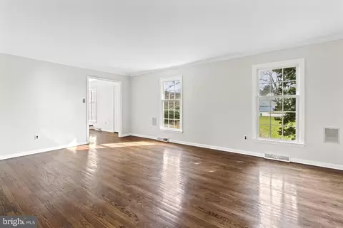 Living - 301 E Ormandy Pl, Ambler, PA 19002 photo 1 of 5