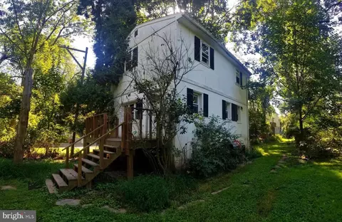 42 W Indian, Norristown, PA 19403