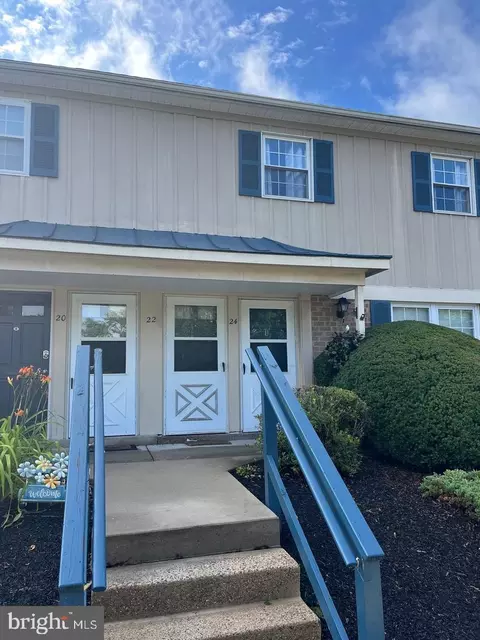22 Wexford Dr, North Wales, PA 19454