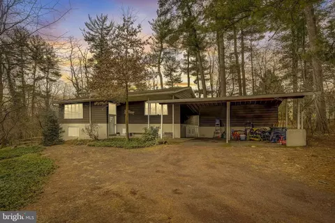 745 N Wales Rd, North Wales, PA 19454