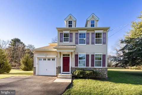 223 W 7th Ave W, Trappe, PA 19426