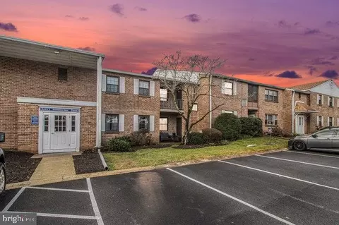 131 Riversedge #CONDO 131, Norristown, PA 19403