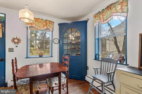 Dining - 22 Main St, Spring Mount, PA 19478 photo 1 of 3