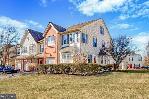 376 Belcourt Way, Harleysville, PA 19438