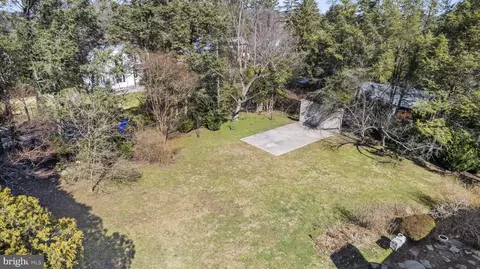 Exterior - 437 Crescent Rd, Wyncote, PA 19095 photo 8 of 10