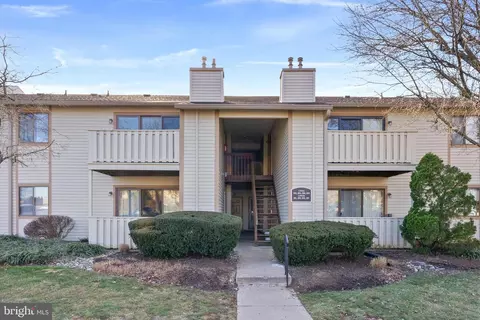 206 Hickory Ct #206, Lansdale, PA 19446
