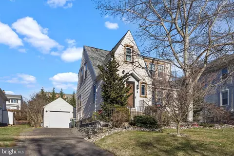 203 Krewson Ter, Willow Grove, PA 19090