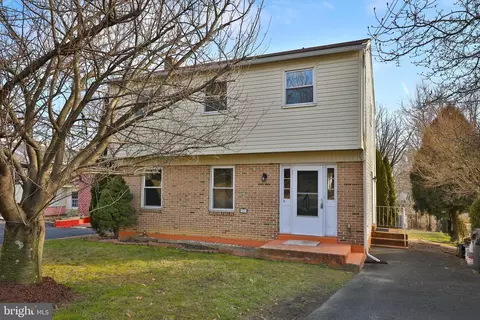 1563 Fitzwatertown, Willow Grove, PA 19090