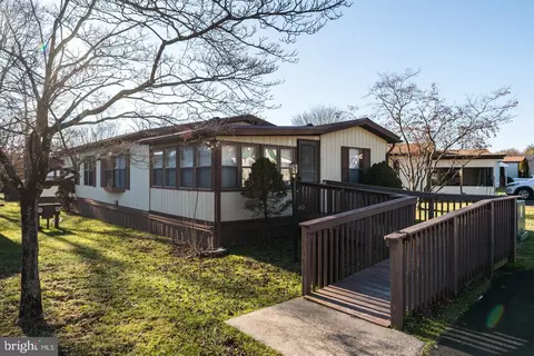 515 Willow Ln, North Wales, PA 19454