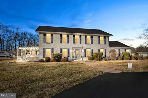1545 Kriebel Ml, Collegeville, PA 19426
