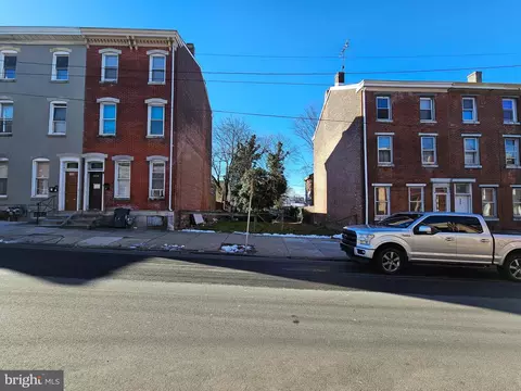 130 W Marshall St, Norristown, PA 19401