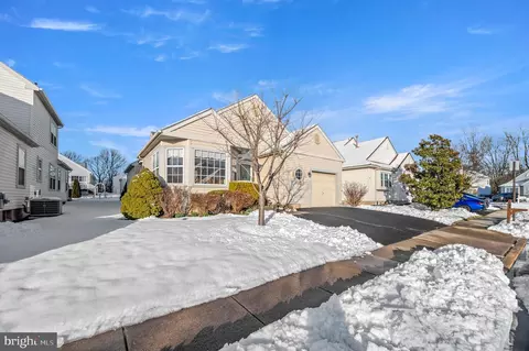 57 Longcross Rd, Royersford, PA 19468