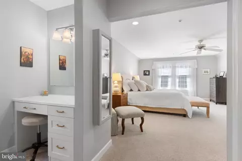 Bedroom - 721 Outpost Cir, Wayne, PA 19087 photo 5 of 8