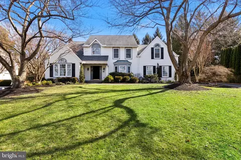 721 Outpost Cir, Wayne, PA 19087