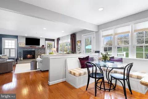 Dining - 721 Outpost Cir, Wayne, PA 19087 photo 5 of 5