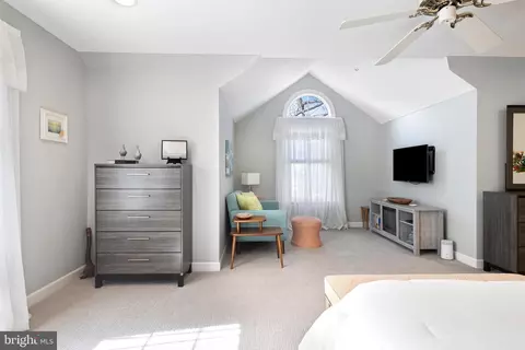 Bedroom - 721 Outpost Cir, Wayne, PA 19087 photo 4 of 8