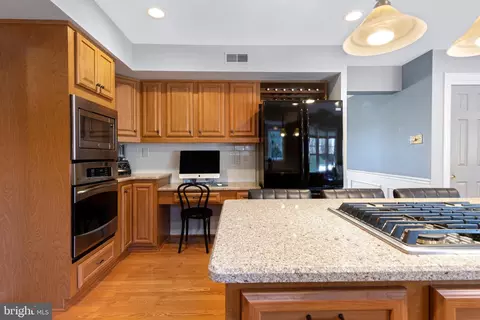 Kitchen - 721 Outpost Cir, Wayne, PA 19087 photo 5 of 5